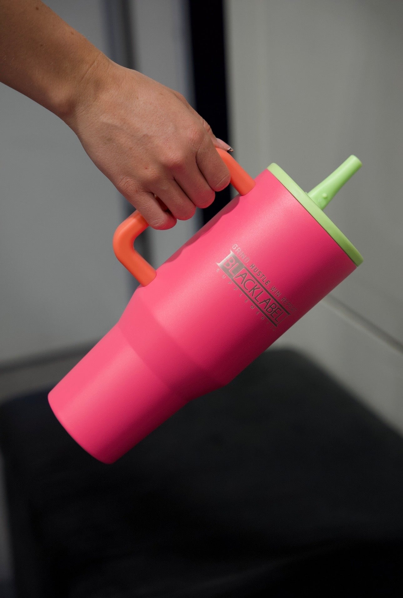 HYDROJUG 40 OZ. TRAVELER